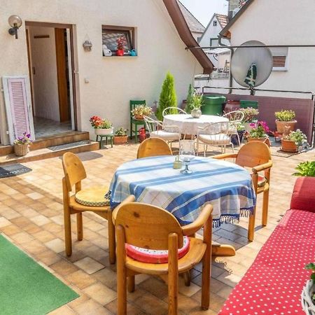 Apartmenthaus Ferienwohnungen Sila Weinstadt Exteriör bild