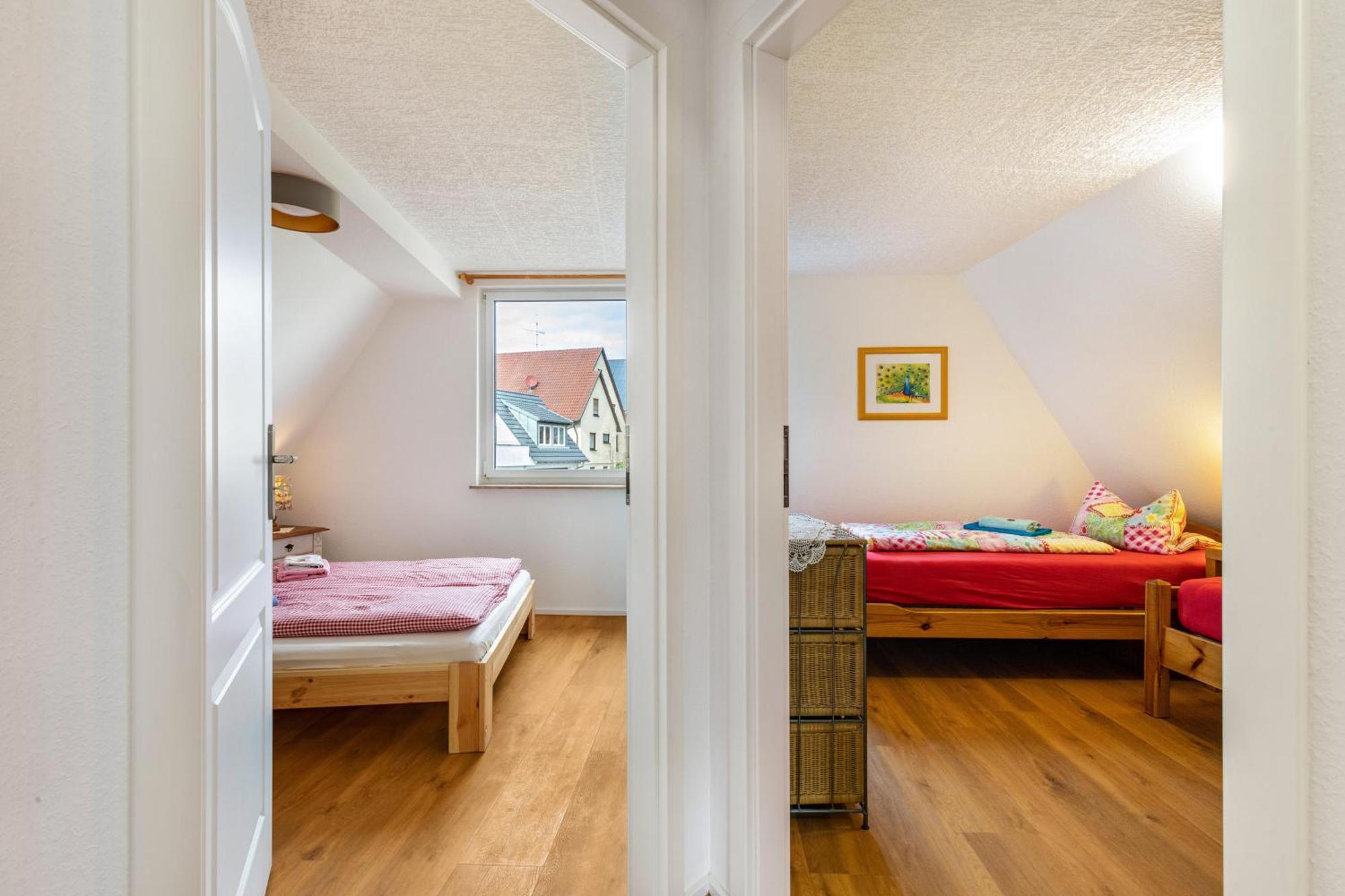Apartmenthaus Ferienwohnungen Sila Weinstadt Exteriör bild