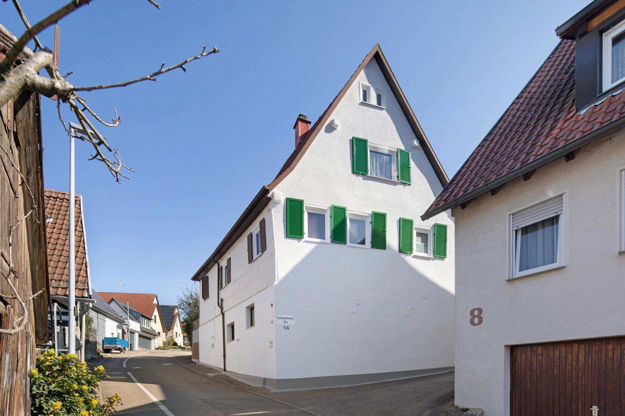 Apartmenthaus Ferienwohnungen Sila Weinstadt Exteriör bild